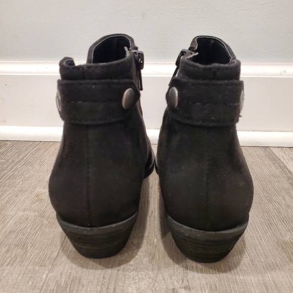 NEW Zodiac Madison Black Ankle Boot - Picture 4 of 8